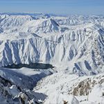 قله سنبران در زمستان