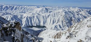 قله سنبران در زمستان 